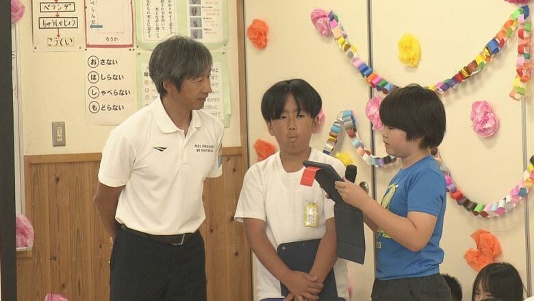 身近な困りごとは？子どもたちが荻原健司市長に意見と要望　「市政に反映を」とスクールミーティング｜FNNプライムオンライン