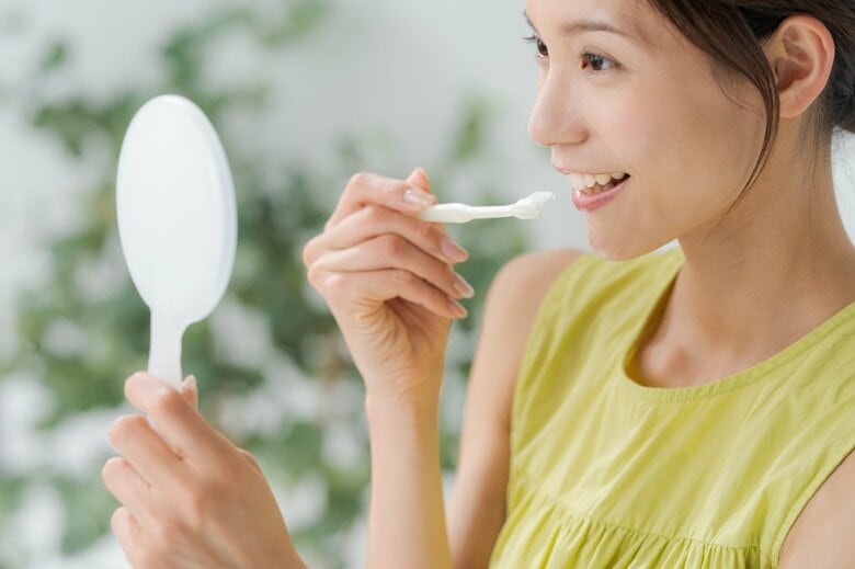 歯磨きは食後30分以内で問題ない？専門家は「1日3回・食後3分以内に・3分間」を推奨…正しい歯磨きのポイントを聞いた｜FNNプライムオンライン