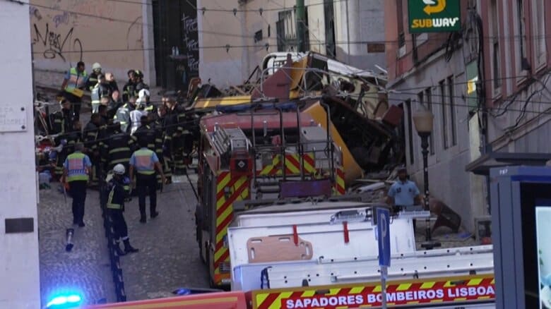 観光客にも有名なケーブルカーが脱線　ビル衝突で15人死亡　ポルトガル｜FNNプライムオンライン