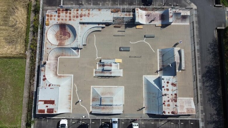 莉奈さんが技を磨いている出雲市にあるスケートボード場