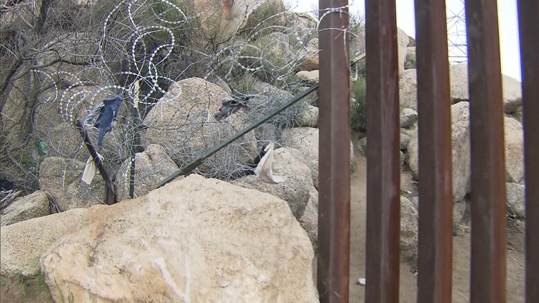 メキシコとの国境の壁の切れ目にある“抜け穴”（カリフォルニア州）