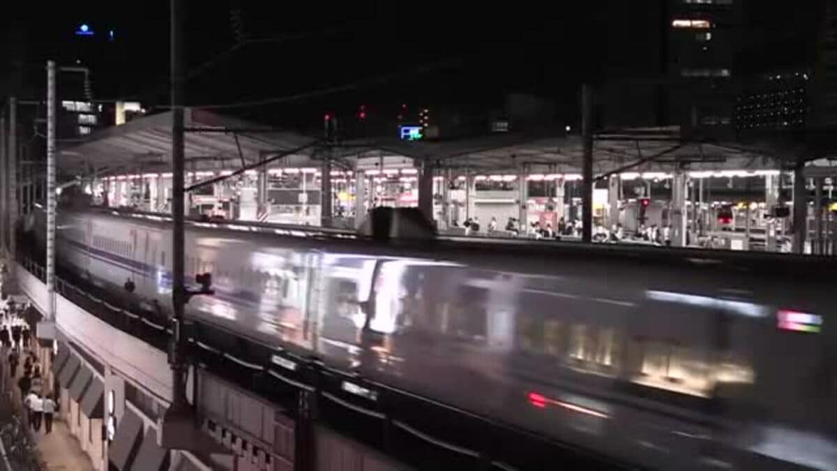 駅で列車と人が接触...約3時間運転を見合わせ14万人に影響出た東海道新幹線 20日は始発から平常通り運行