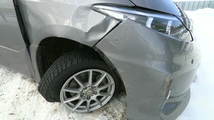 【交通事故で重体】乗用車と軽自動車が正面衝突…乗用車の70代男性が意識不明で病院搬送～軽自動車の60代女性も首に傷み→どちらかが対向車線にはみ出したか〈北海道旭川市〉