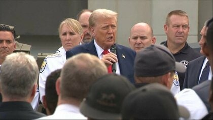 トランプ大統領　首都ワシントンに派遣した州兵らを激励「最高の首都になる」…一部の市民からは反発の声