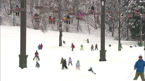 少雪で遅れも…週末の恵みの雪でスキー場待望のオープン 関越道の通行止め解除で安堵の声も「安全に来てもらえる」新潟・湯沢町