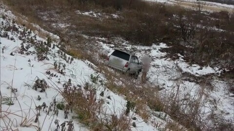 スリップ事故相次ぐ 軽自動車が国道のトンネル入り口に衝突し運転手の男性（30）が死亡　 関越道の通行止めは全面解除　新潟
