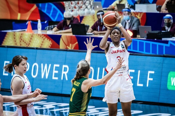 攻撃だけでなくディフェンスでも光った馬瓜選手©fibaasiacup