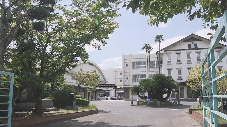 県内屈指の進学校・大分上野丘高校で「私服登校」許可へ　学校現場も時代の変化に対応　一方で「どう思われるか気にする」などの声も【大分発】｜FNNプライムオンライン