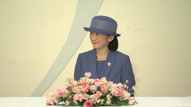 紀子さま　岩手・盛岡市で結核予防全国大会へ　最新のリハビリ医療機器を体験…「多くの患者さんの助けになればよいですね」｜FNNプライムオンライン