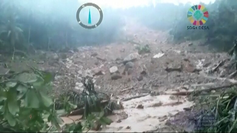 インドネシアで大規模な土砂崩れ　死者少なくとも15人…さらに増えるおそれ｜FNNプライムオンライン