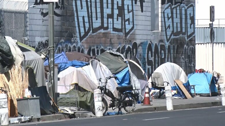 カリフォルニア州のホームレス人口は、2020年に全米最多の16万人以上に達し、コロナ禍で更に増えたという