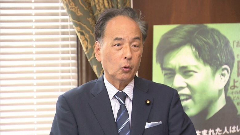 報道陣を前にしての幹部会合で代表と選対本部長の退陣要求に踏み切った浅田均氏（2024年10月30日）