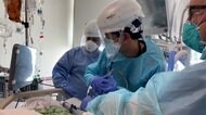世界の死者数200万人超に 3カ月半で倍増