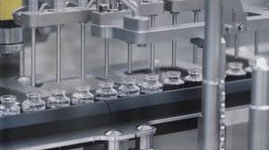 国内初の新型コロナ治療薬レムデシビルをスピード承認…重症患者への効果と副作用とは?