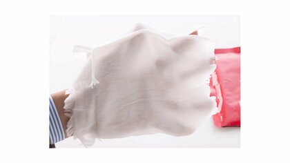 筒状で手の甲もカバー…火災が起きたときに備えておきたい「避難用レスキュータオル」