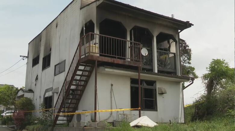 「黒い煙が大量に」1人暮らしの80歳男性が死亡　住宅が全焼　長野・佐久市｜FNNプライムオンライン