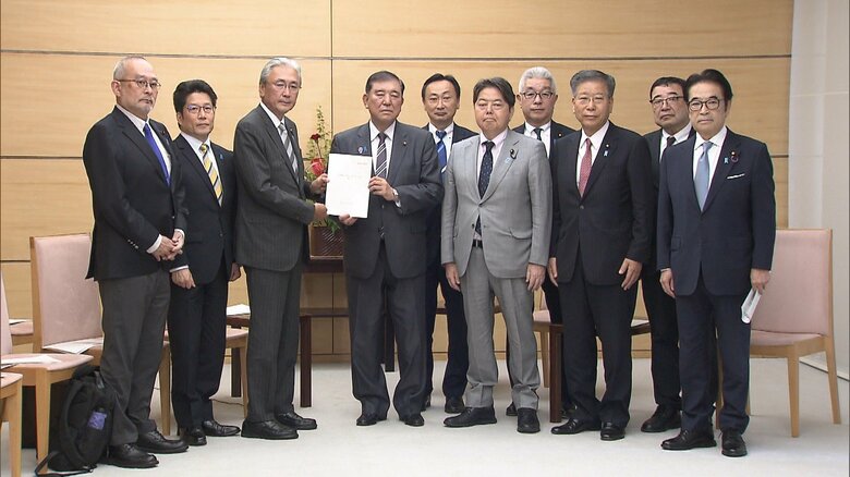 石破首相が家族会と面会　「横田早紀江さんが元気なうちに」拉致問題の早期解決の意欲強調｜FNNプライムオンライン