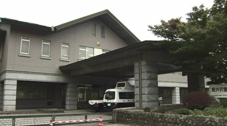 車内にあったモバイルバッテリーから発火か　トランク内の衣類など燃える｜FNNプライムオンライン