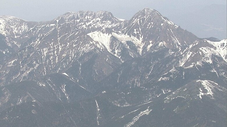八ヶ岳連峰の赤岳で死亡した男性登山者　三重県鈴鹿市の病院職員と判明　6日に山梨県警のヘリが発見｜FNNプライムオンライン
