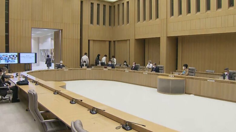東京都モニタリング会議（午後1時 都庁）