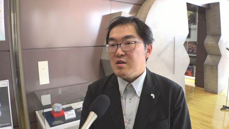 小河原孝彦 学芸員