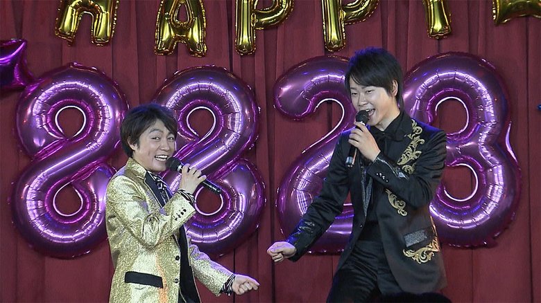 子どもからマダムまで大人気 密着! 異色デュオ「はやぶさ」