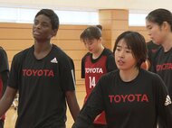 女子に続き男子率いる…バスケ男子代表監督に“トムさん”就任で馬瓜エブリン「世界一をどう目指すか楽しみ」