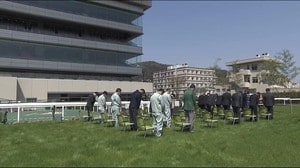 日程前半の4日間は無観客で 春の福島競馬を前に馬場浄め <JRA福島競馬場>