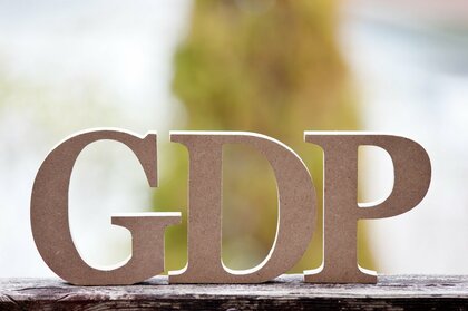 リーマンショック期超え戦後最悪のマイナス成長の日本　 一方ワクチン接種進み急回復の米国　その明暗