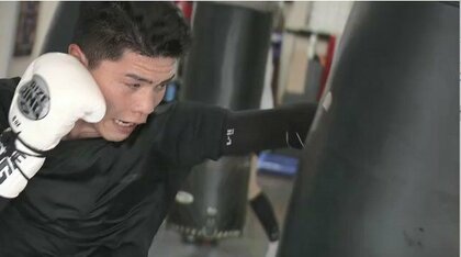 鮮烈なプロデビューを飾ったボクシング・坪井智也　史上最速での世界王者へ　栄光と挫折を糧に“男の道”を駆け上がる