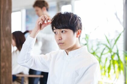 「美容室1回あたりの利用金額」が男女ともに過去最高! 要因は“カラー”人気…コロナ禍で「挑戦しやすくなった」