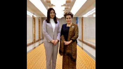 デヴィ夫人が平壌に…北朝鮮で朝鮮労働党創建80年式典開催され金正恩総書記が中国首相やロシア前大統領と観覧