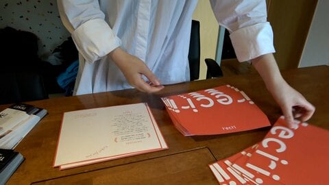 “エンタメ”との出合い創る新サブスク　毎月おすすめチケットが自宅に