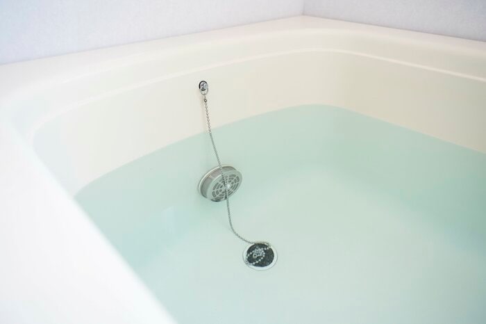 風呂の掃除は大変だけど…（画像：イメージ）