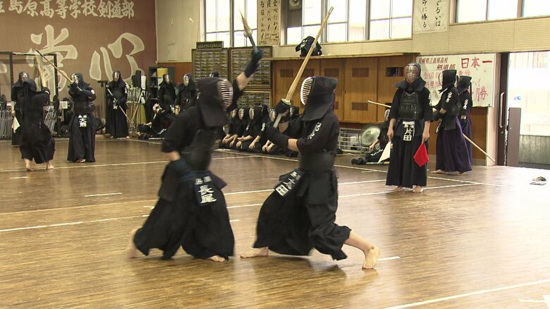 春夏連覇に挑む島原高校男子剣道部　わずか2時間の稽古で頂点に立つ「島原流剣道」強さの秘密は“己を知っていること”インターハイでは2度目の日本一も狙う　｜FNNプライムオンライン