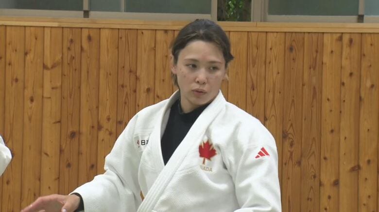 世界レベルの技を披露　金メダリスト・出口クリスタさんと妹のケリーさんが柔道教室「楽しんで頑張って」　小中学生19人が参加｜FNNプライムオンライン