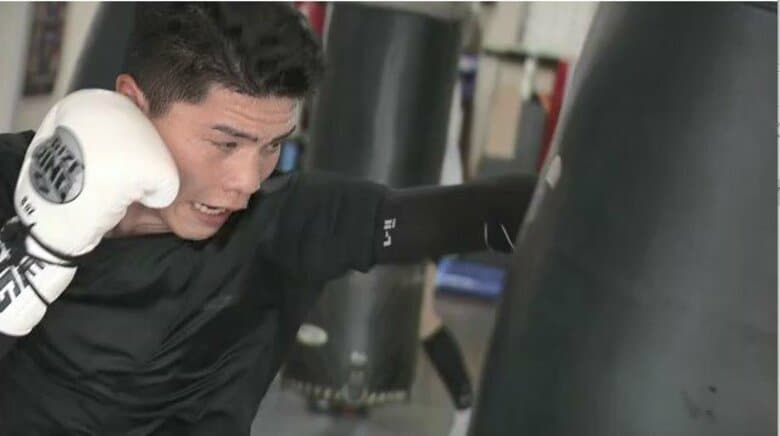 鮮烈なプロデビューを飾ったボクシング・坪井智也　史上最速での世界王者へ　栄光と挫折を糧に“男の道”を駆け上がる｜FNNプライムオンライン