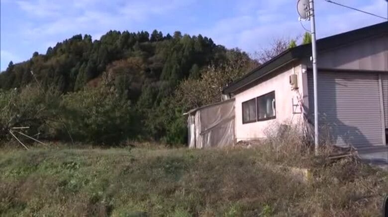 秋田市の男性（77）クマに襲われけが　新聞配達中に遭遇　顔や手をひっかかれる　｜FNNプライムオンライン