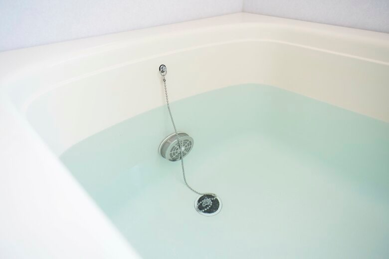 風呂の掃除は大変だけど…（画像：イメージ）