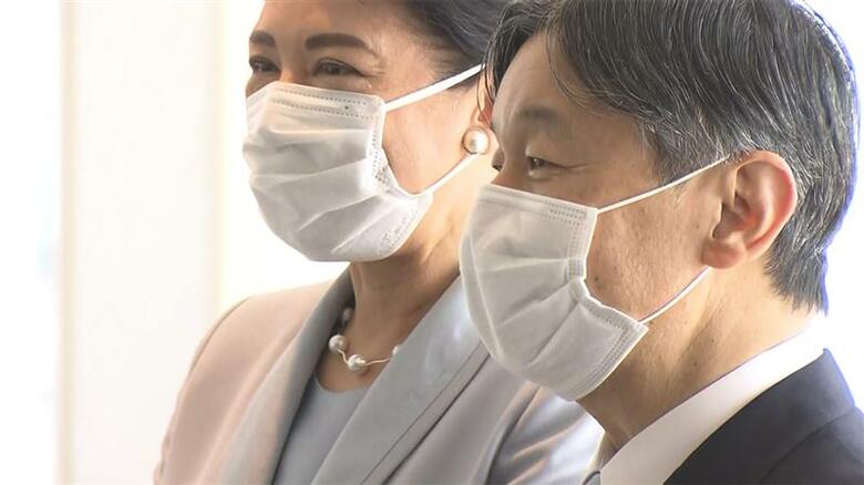 神戸空港に到着した両陛下（12日）