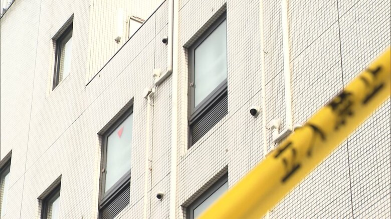 東京・立川ホテル男女死傷　死亡女性 全身70カ所刺され