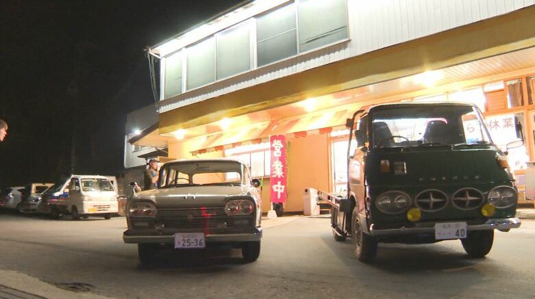 安曇野市から来た旧車の愛好家グループ