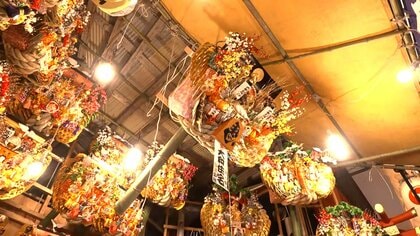 浅草・鷲神社「酉の市」今年最後の3連休最終日で賑わう　80万人超の人出見込み　熊手の縁起物は2026年干支「うま」