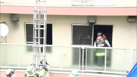 札幌市の市営住宅で火災　室内から80代ぐらいの女性救助も死亡　1人暮らしの住人か　出火原因調査