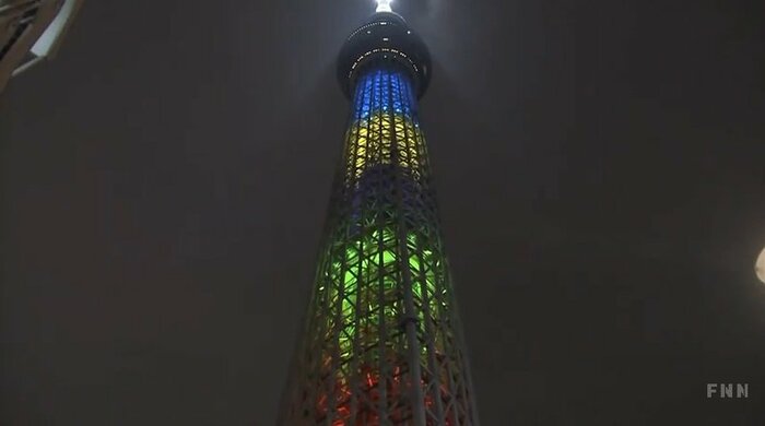 ”五輪1年前”で5色に染まるスカイツリー