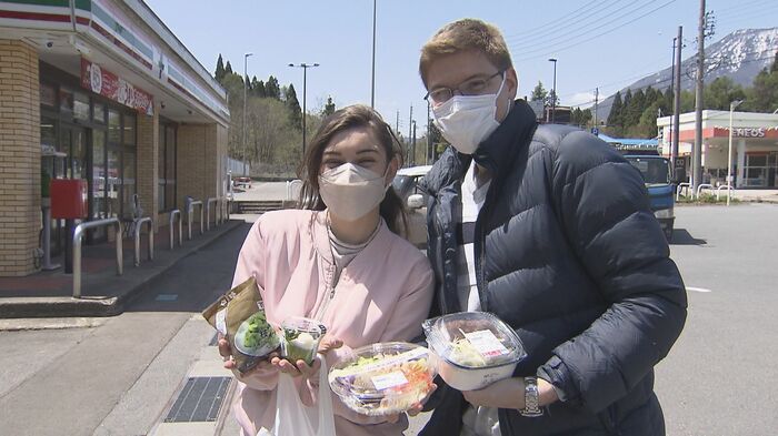 コンビニエンスストアで購入したのは―