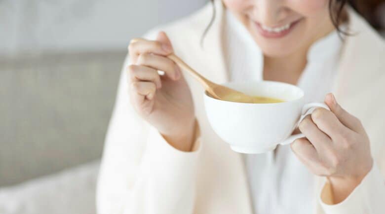 インスタントスープ（粉末タイプ）を飲むタイミングは、休日/昼食が1番多い！～インスタントスープに関するアンケート調査～