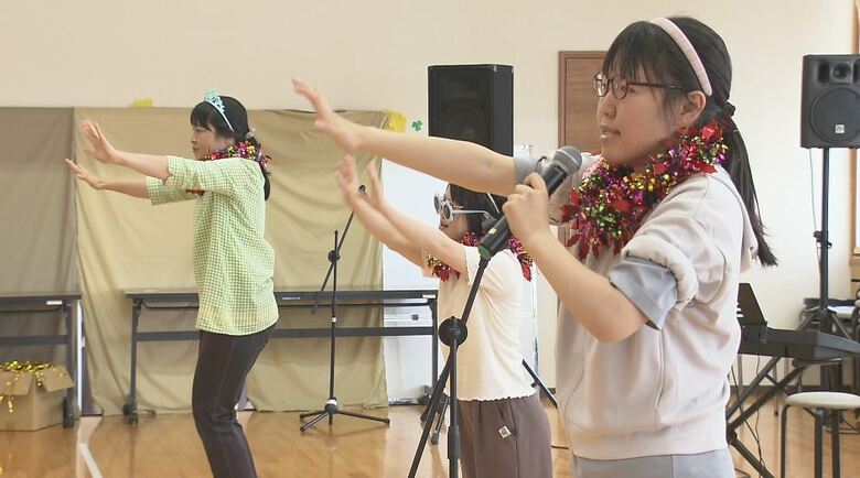 長野・松本市の「楽団ケ・セラ」　障害のある団員が演奏を通して自立を目指そうと結成24年　20人が「仕事」として練習に励む　定期演奏会では11曲が初挑戦｜FNNプライムオンライン