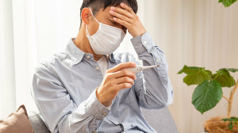 発熱や倦怠感などの症状が出ることも(画像はイメージ)