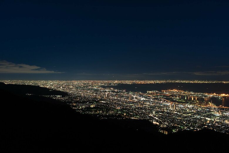摩耶山から見える神戸、大阪方面の景色